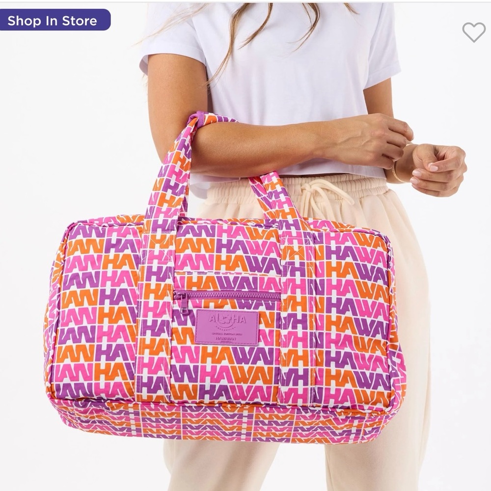ALOHA Collection Hawaiian Airlines Keep It Light Weekender